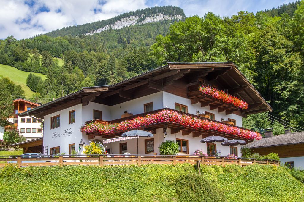 Haus Helga Hotel Unken Exterior photo